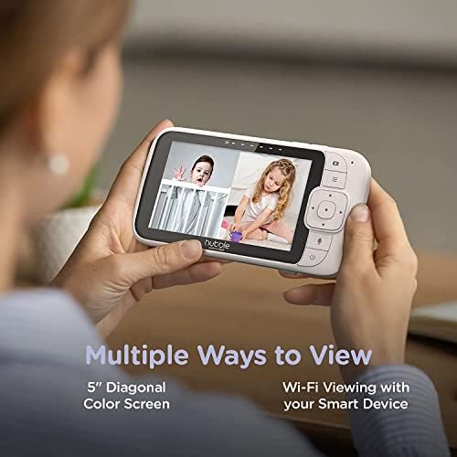 Следи бебето с камера с двойна ХЪБЪЛ CONNECTED Vision Dual Smart, 5-инчов HD екран, Дистанционно канче, двупосочен разговор, Проследяване